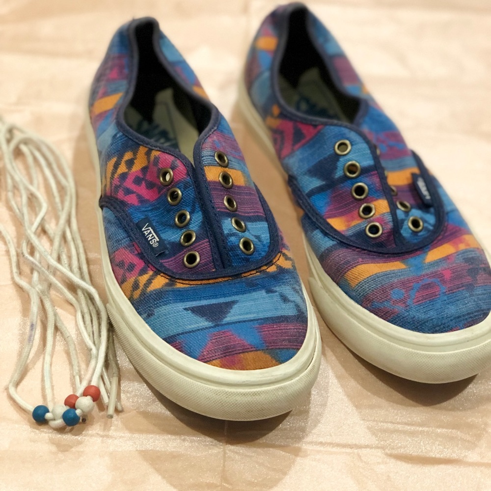 Vans BOHO Print W/ Beaded Laces Women’s Size 7